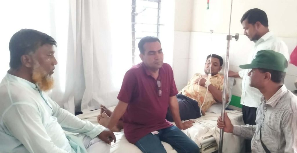 ধামইরহাটে সাংবাদিকের ওপর হামলা: প্রতিবাদ জানিয়েছে ইউনাইটেড প্রেসক্লাব নওগাঁ