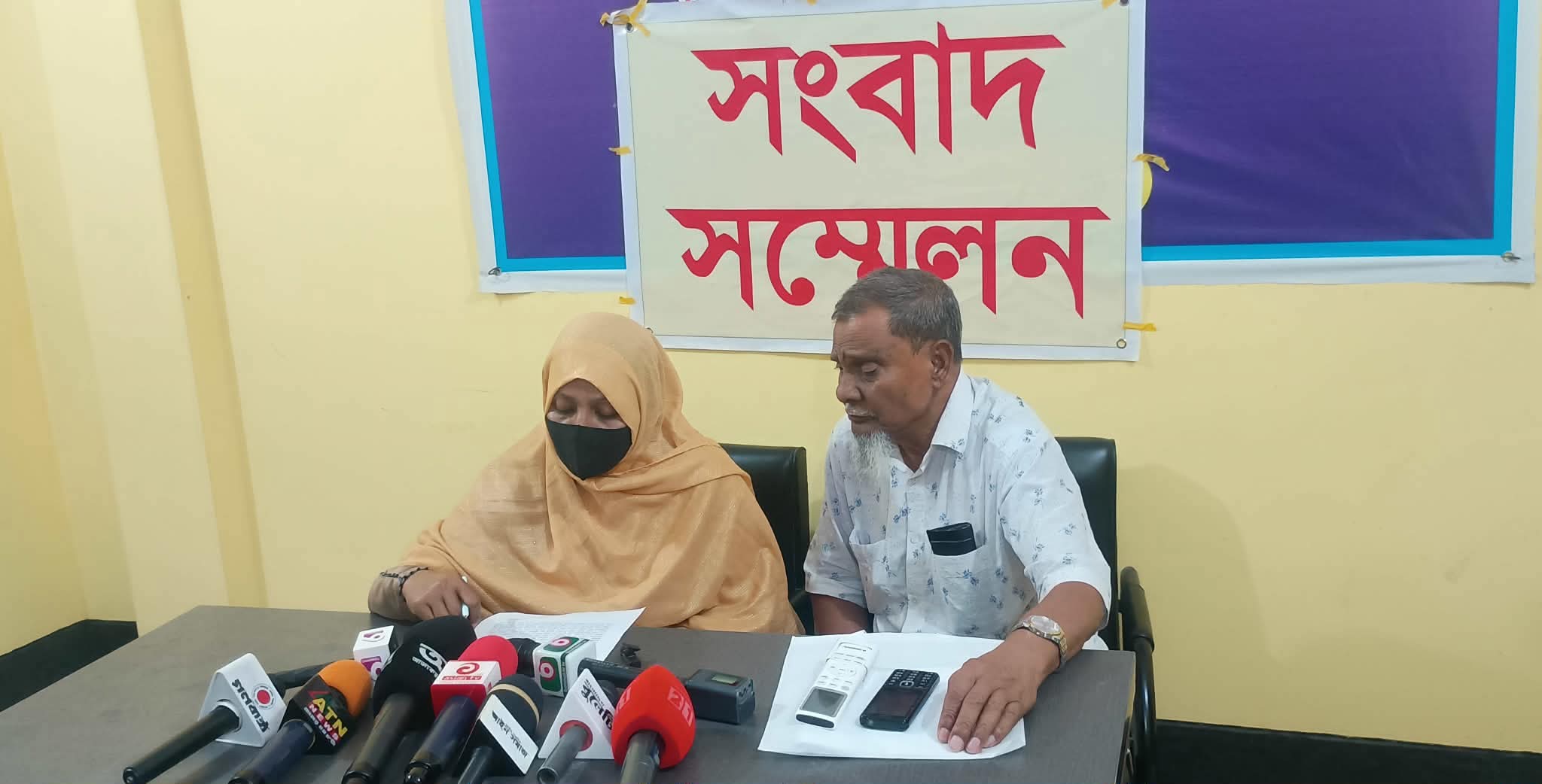 নওগাঁয় অপপ্রচারের প্রতিবাদ, মুক্তিযোদ্ধাকে ‘ভুয়া’ আখ্যা দেওয়ার অভিযোগ