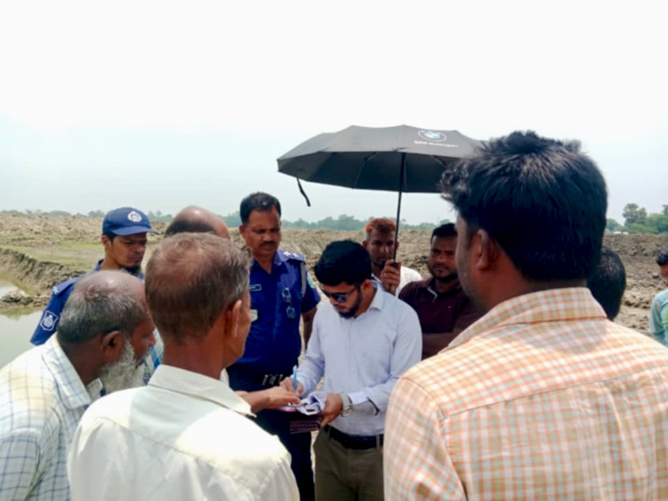 মান্দায় অবৈধভাবে ধানী জমির মাটি কাটায় ৫০ হাজার টাকা জরিমানা