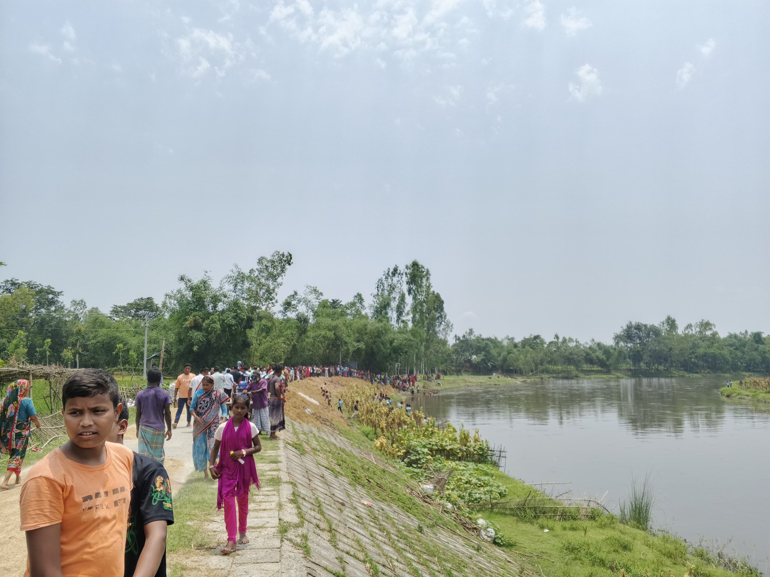 রংপুরের তারাগঞ্জে কাশিয়াবাড়ি এলাকায় নদিতে গোসল করতে নেমে ঢাকা থেকে আসা দুই বন্ধুর মৃত্যু
