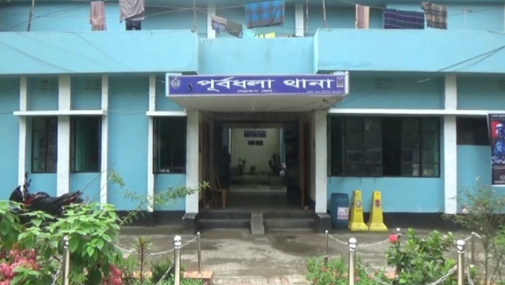 নেত্রকোণায় বাস ও সিএনজির মুখোমুখি সংঘর্ষে নিহত ২, আহত ৩