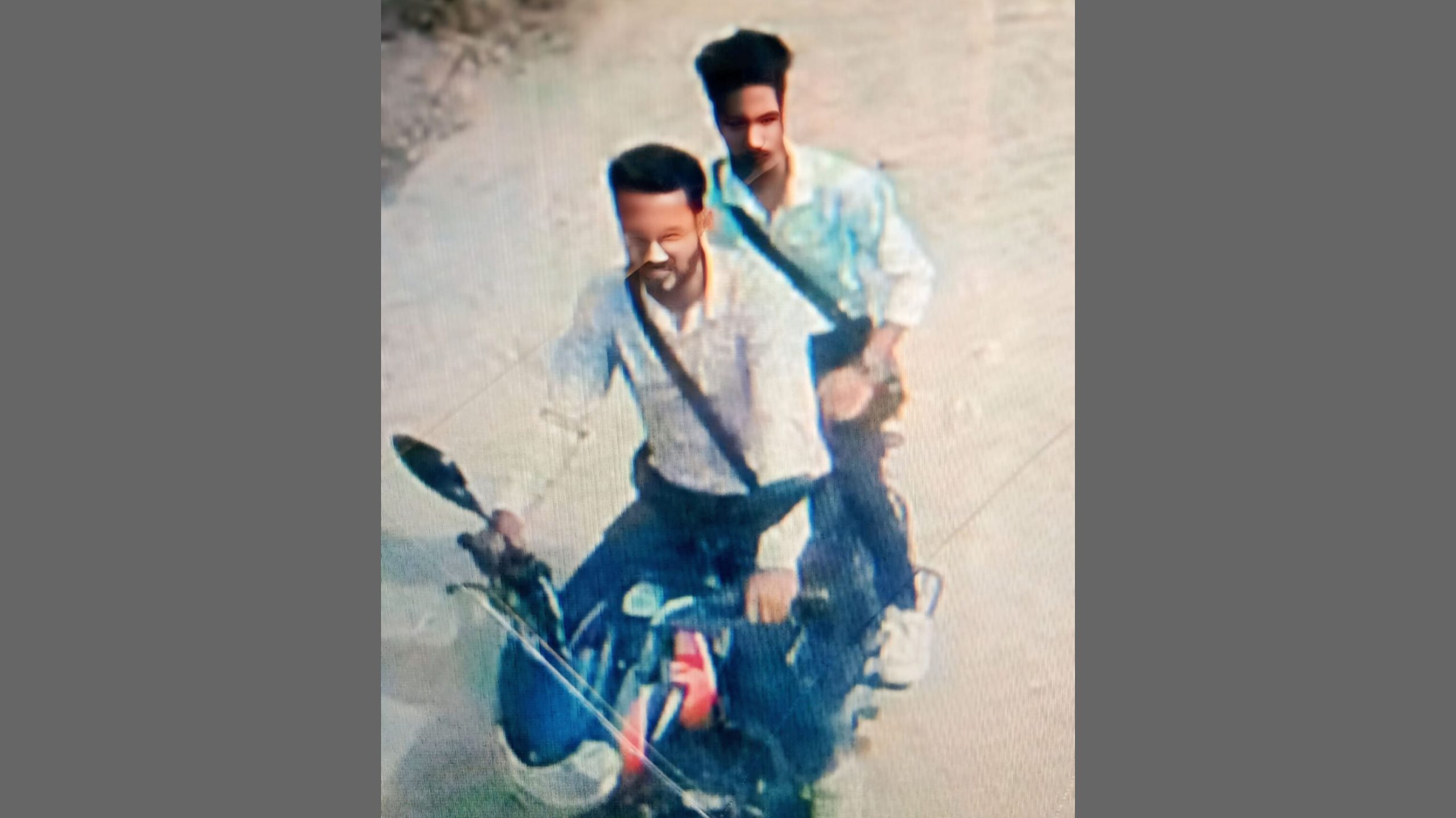 রাণীনগরে ঋণ দেওয়ার প্রলোভন দেখিয়ে লাখ লাখ টাকা নিয়ে উধাও ‘এসডিও’ নামের এনজিও