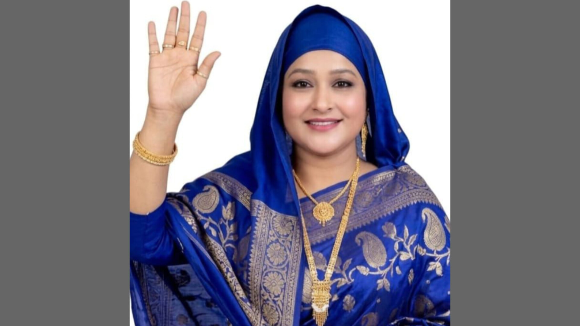 রামগতিবাসীকে পবিত্র ঈদুল আজহার শুভেচ্ছা জানালেন মেয়র পদপ্রার্থী হাজী বিবি ফাতেমা ঝুমুর