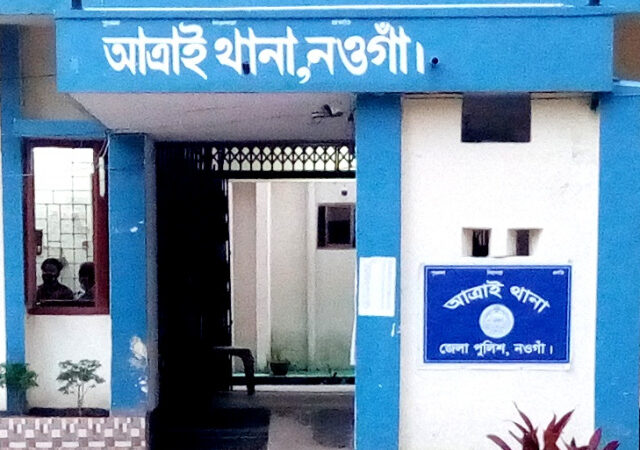 ধান মাড়াইয়ের মেশিন সরানো নিয়ে সংঘর্ষ, আহত ৪