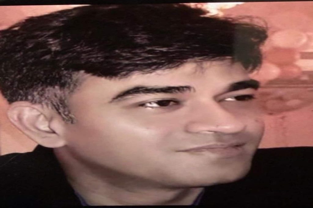 <span>মধ্যমগ্রামে চাঞ্চল্যকর ঘটনা / </span>শুভেন্দু অধিকারীর ব্যক্তিগত সহকারীকে গুলি করে হত্যা