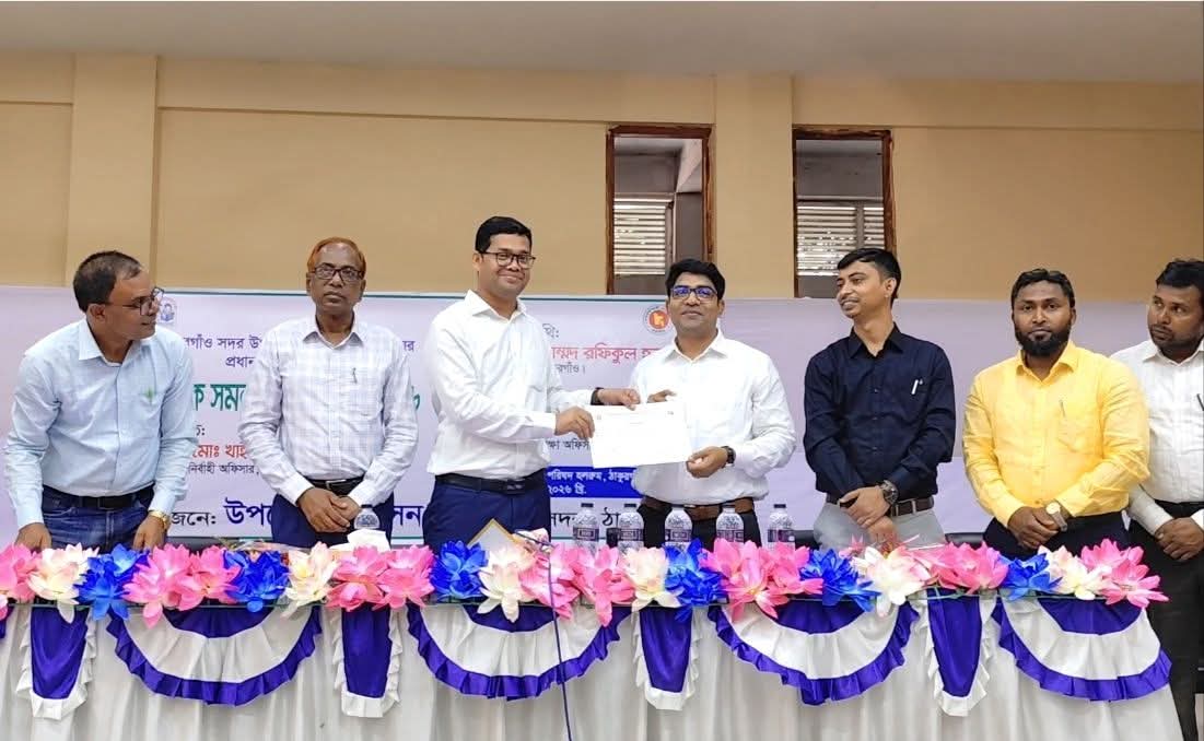 শ্রেষ্ঠ ইউএনওর সম্মাননা পেলেন ঠাকুরগাঁও সদরের খাইরুল ইসলাম
