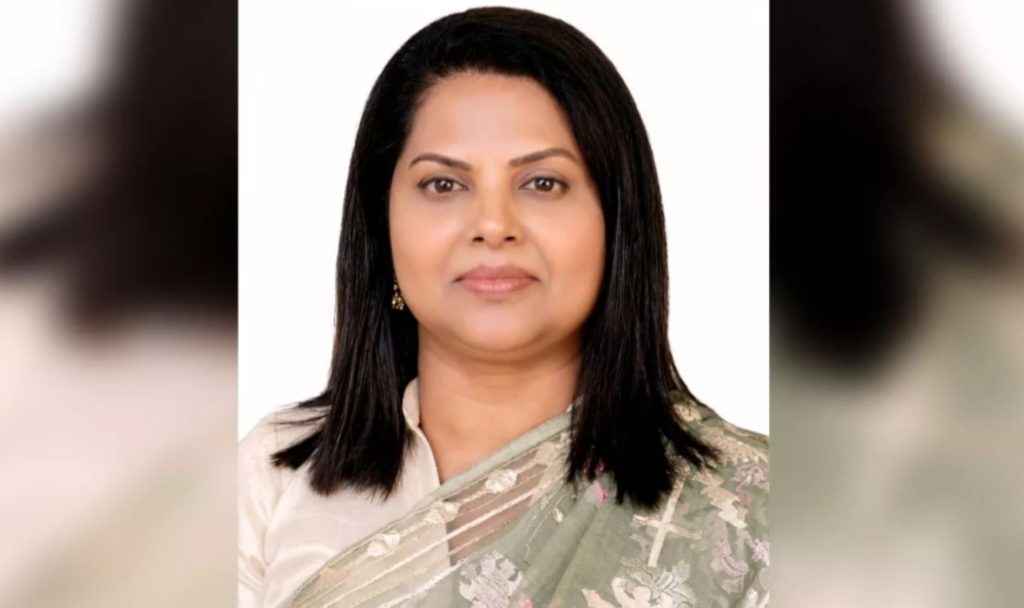 সর্বোচ্চ জাকাত সংগ্রহে জাতীয় স্বীকৃতি পেলেন ডিসি ফরিদা