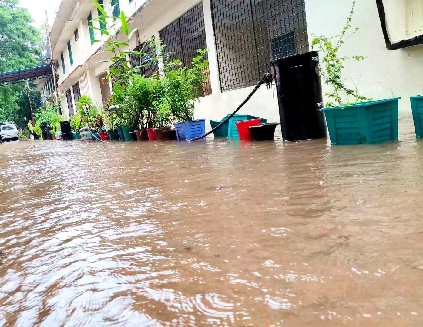 টানা তিন দিনের ভারী বর্ষণে বোয়ালখালীর নিম্নাঞ্চল প্লাবিত