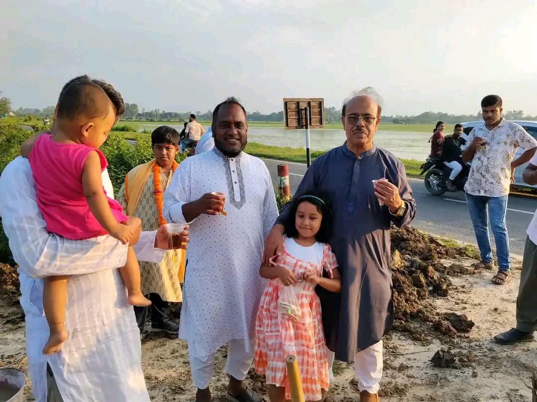 স্থানীয় এমপি রেজু’র নিজস্ব অর্থায়নে নওগাঁ-নাটোর মহাসড়কের দুই স্থানে পুলিশ বক্স নির্মাণের উদ্যোগ 