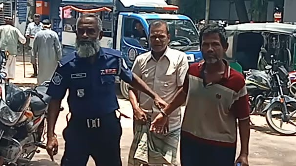 ভুয়া দলিলে জমি দখলের অভিযোগ: নওগাঁয় চার ভাইয়ের জামিন বাতিল, আত্মসমর্পণের নির্দেশ