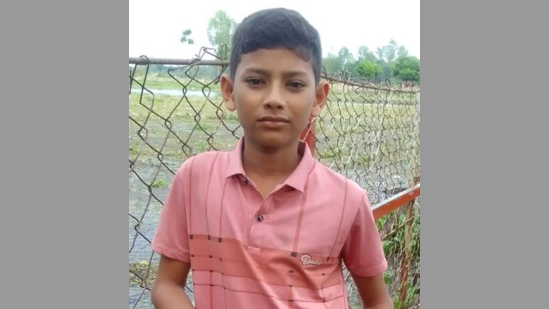 নিখোঁজের তিন সপ্তাহ পেরিয়েও সন্ধান মেলেনি লতিফের, যন্ত্রণায় কাতরাচ্ছেন বাবা – মা