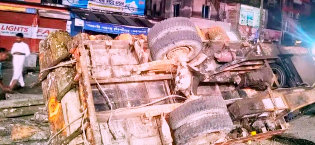 গাইবান্ধায় নসিমন-অটোরিকশার মুখোমুখি সংঘর্ষ, আহত ১০
