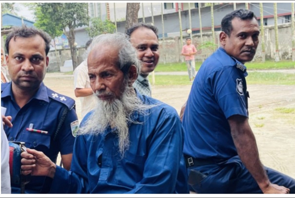 রাণীনগরে তৃতীয় শ্রেণীর ছাত্রী ধর্ষণচেষ্টার অভিযোগ, মুদি দোকানদার আটক