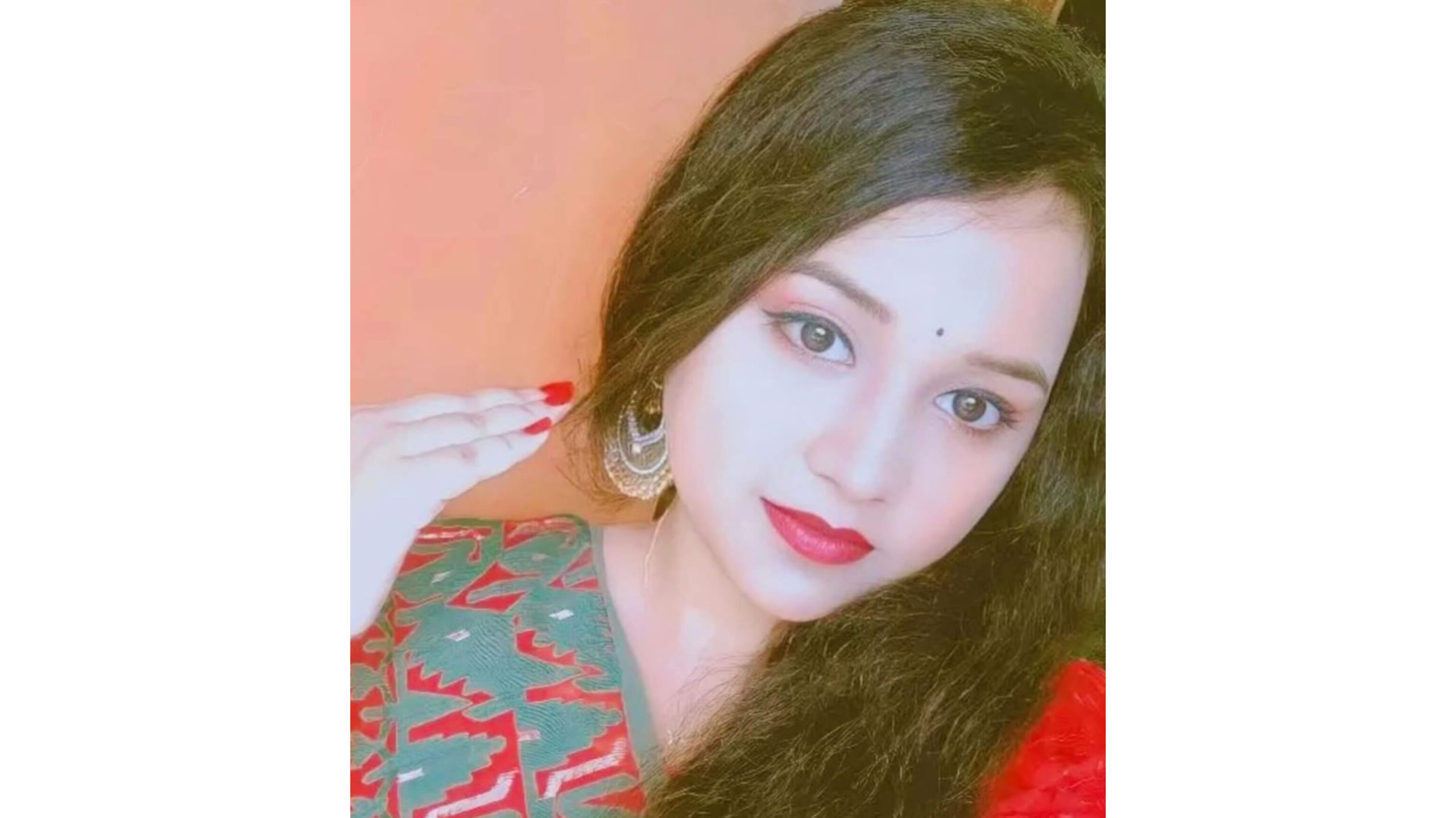 মাদারীপুরে প্রবাসীর স্ত্রীকে ঘরে ঢুকে কুপিয়ে হত্যা