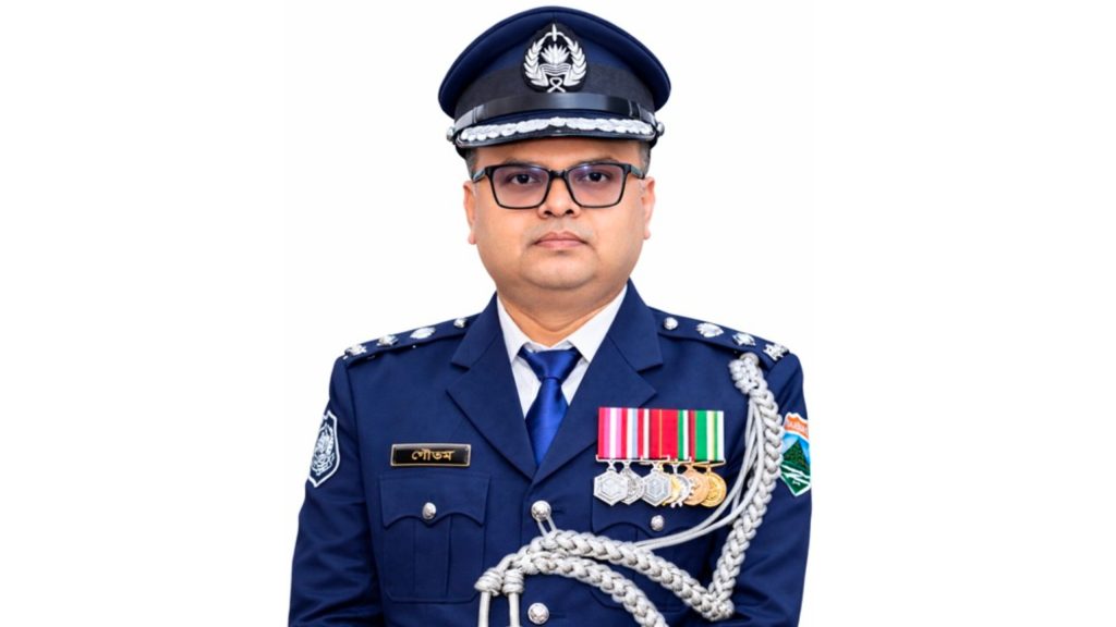 চাঁপাইনবাবগঞ্জে ৮ মাসে ৭০ আত্মহত্যা, পরিবার-সমাজকে সচেতন হওয়ার আহ্বান পুলিশের